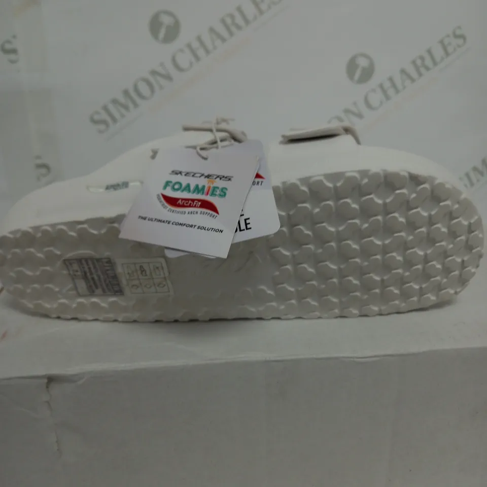 SKECHERS ARCH FIT FOAMIES SLIDE SANDAL SIZE 5