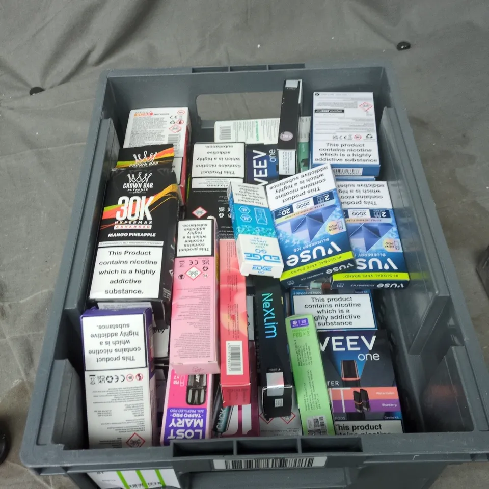 TOTE OF APPROXIMATELY 25 ASSORTED ELECTRONIC CIGARETTE ITEMS TO INCLUDE:  SIKE CL6000 POD REFILLS 