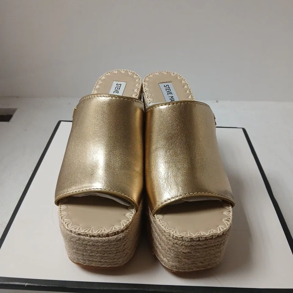 STEVE MADDEN GOLD LEATHER PLATFORM WEDGE SANDALS – UK 4