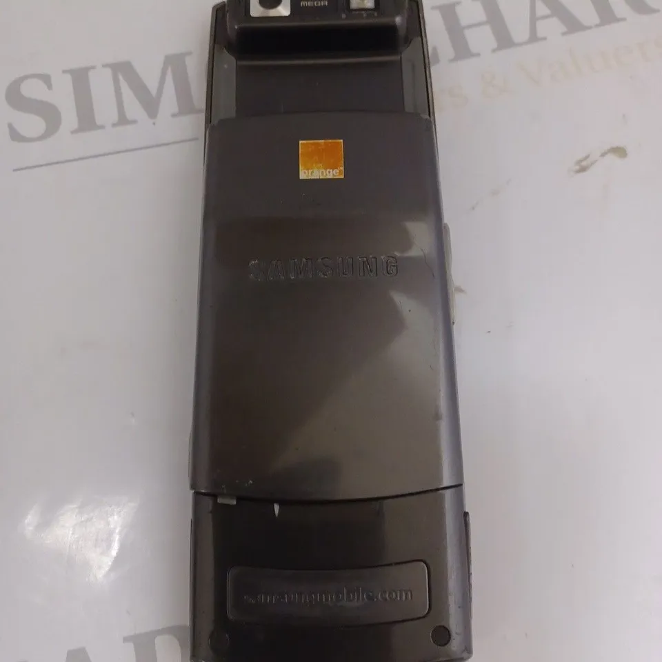 SAMSUNG SLIDE MOBILE PHONE