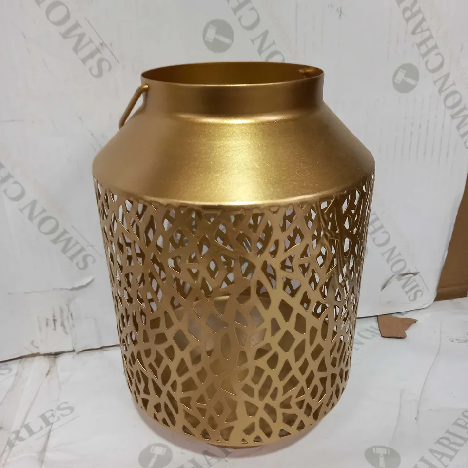 METAL LEAF LANTERN 