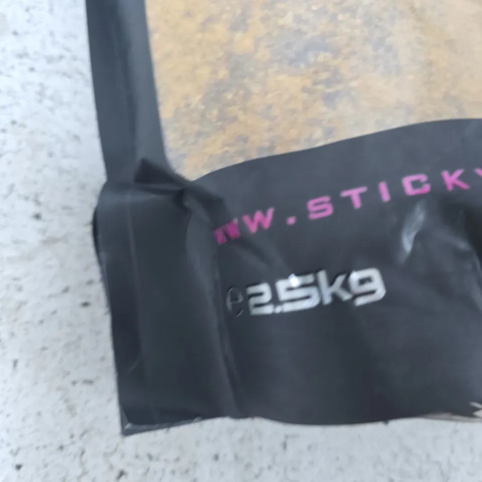 STICKY THE KRILL SPOD & BAG MIX 2.5KG FISHING BAIT