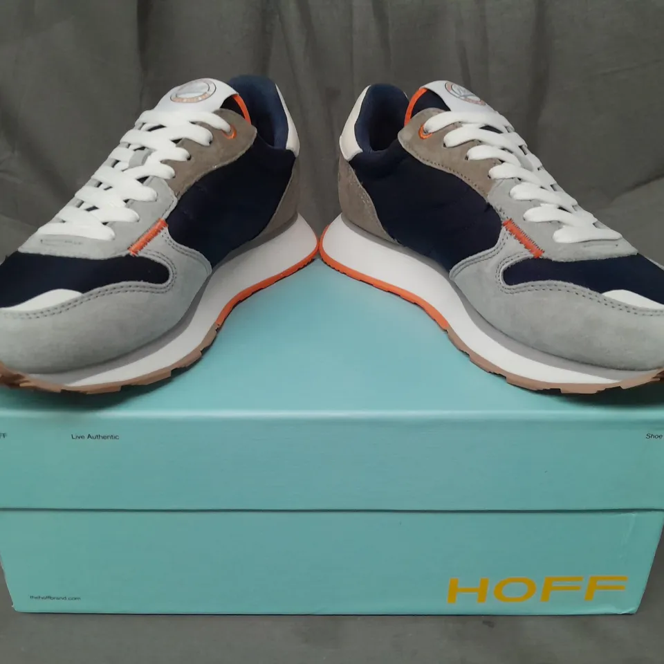 BOXED PAIR OF HOFF DELOS TRAINERS IN GREY/NAVY UK SIZE 7