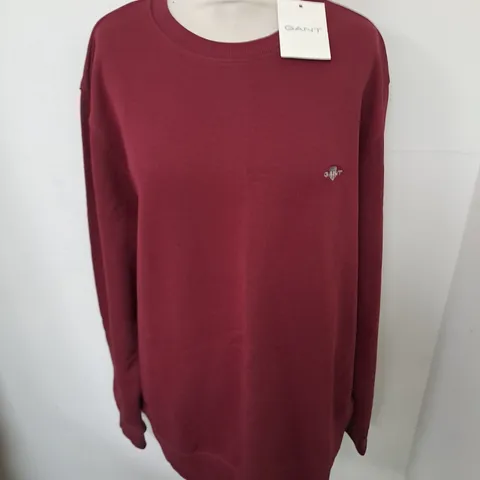 GANT REG SHIELD CREW NECK SWEATER IN PLUMPED RED - XL