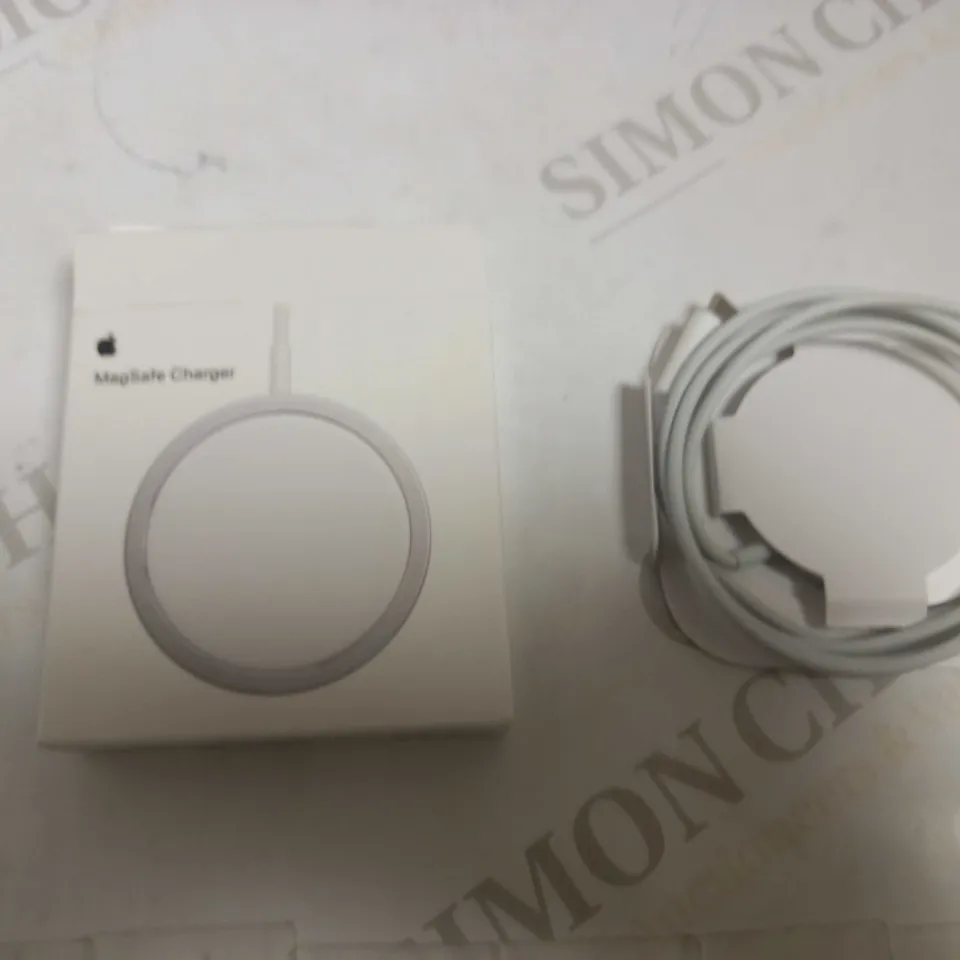 APPLE MAGSAFE CHARGER