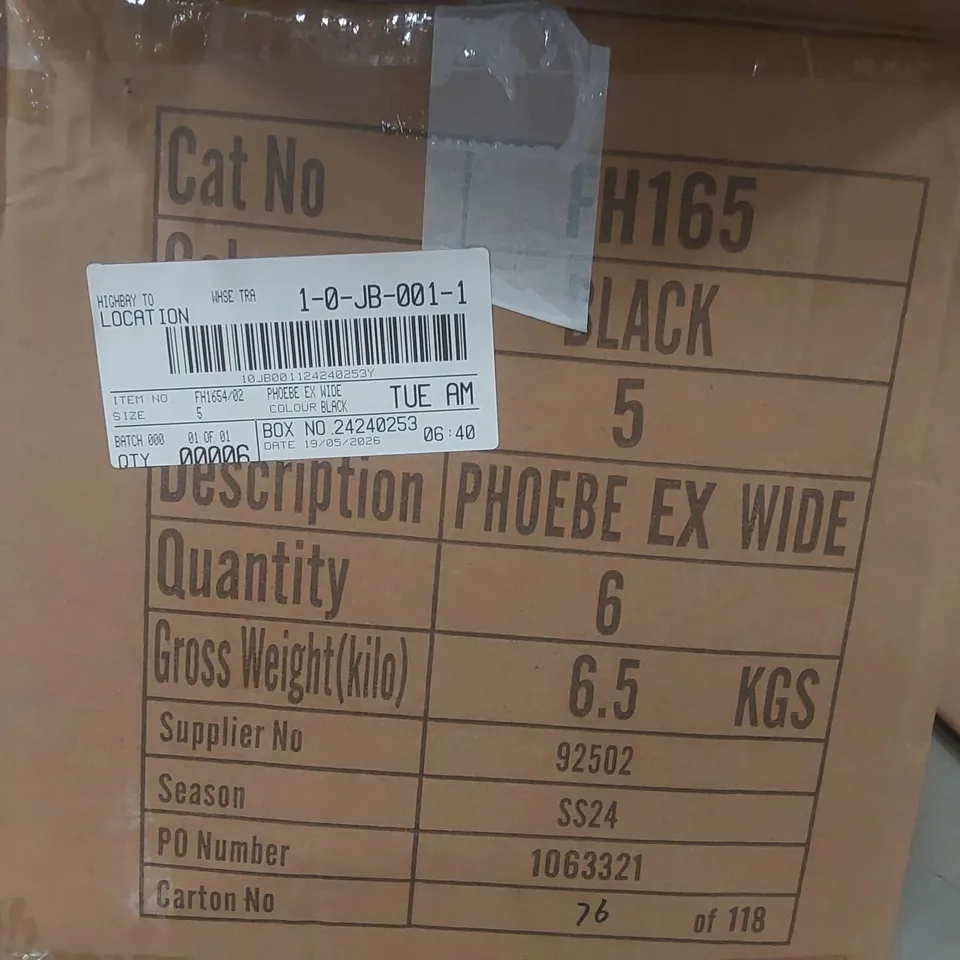 BOX CONTAINING APPROXIMATELY 6x BRAND NEW SIMPLY BE BLACK PHOEBE EXTRA WIDE SANDALS - SIZE 5