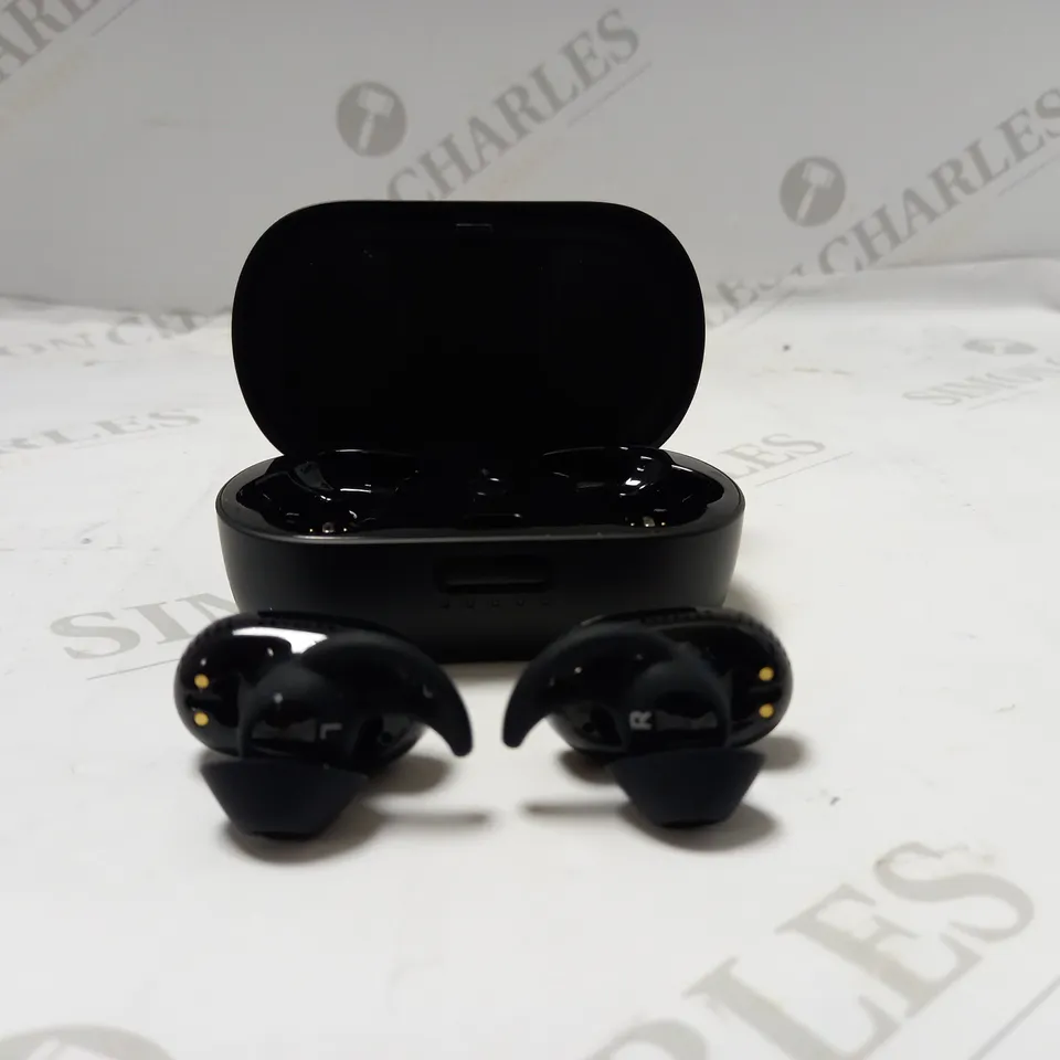 BOSE QUIETCOMFORT EARBUDS NOISE CANCELLING HEADPHONES