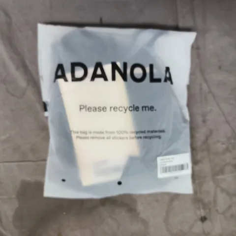 BAGGED ADANOLA ULTIMATE TANK BRA IN BLACK SIZE SMALL