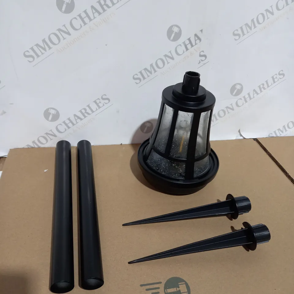 LUXFORM MOTION SENSORED LINKABLE SOLAR PATH LIGHTS