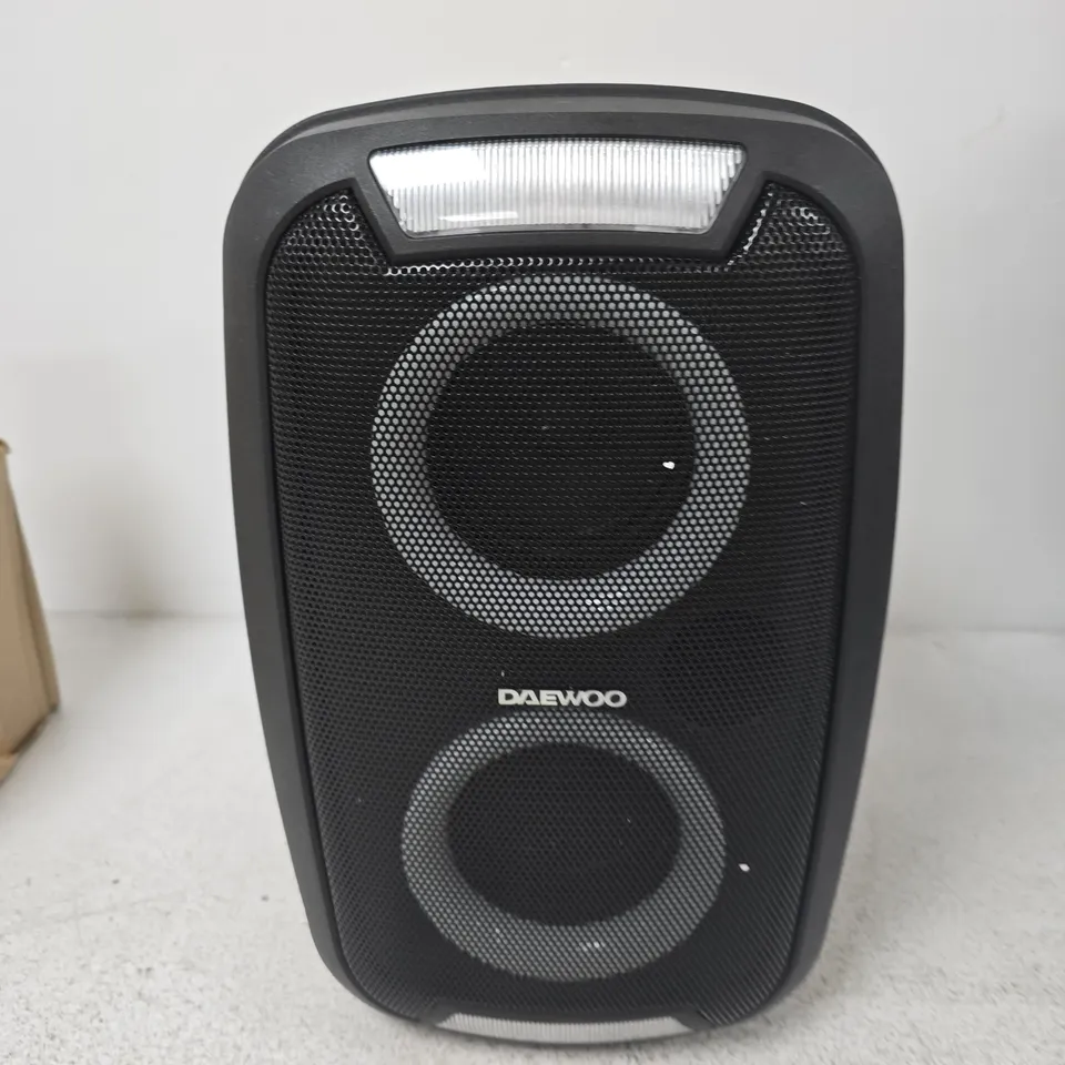 DAEWOO RECHARGEABLE BLUETOOTH PARTY SPEAKER WITH COLOUR CHANGING LIGHTS