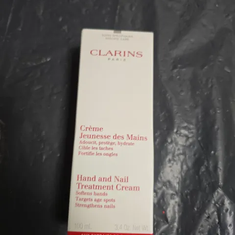 CLARINS HAND AND NAIL TREATMENT CREAM – 100 ML (CLARINS PARIS)