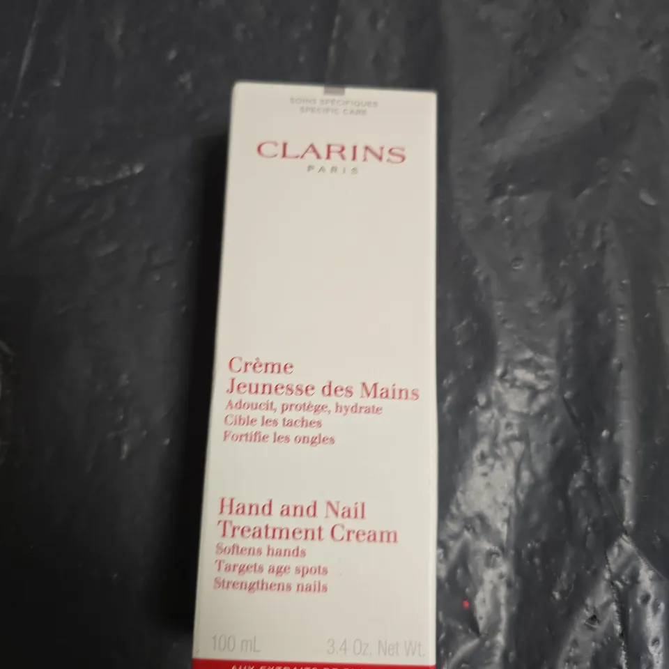 CLARINS HAND AND NAIL TREATMENT CREAM – 100 ML (CLARINS PARIS)