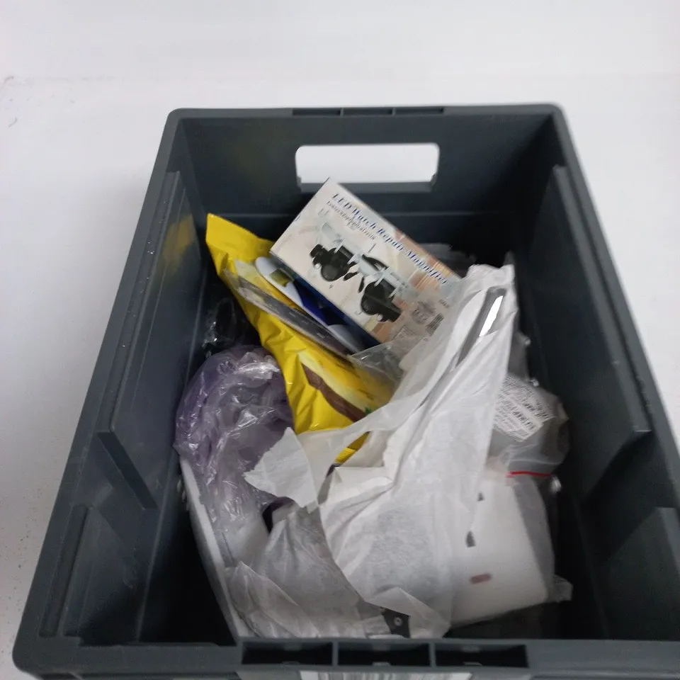 TOTE OF APPROXIMATELY 12 ASSORTED ITEMS TO INCLUDE: EPOWER FAST BATTERY CHARGER