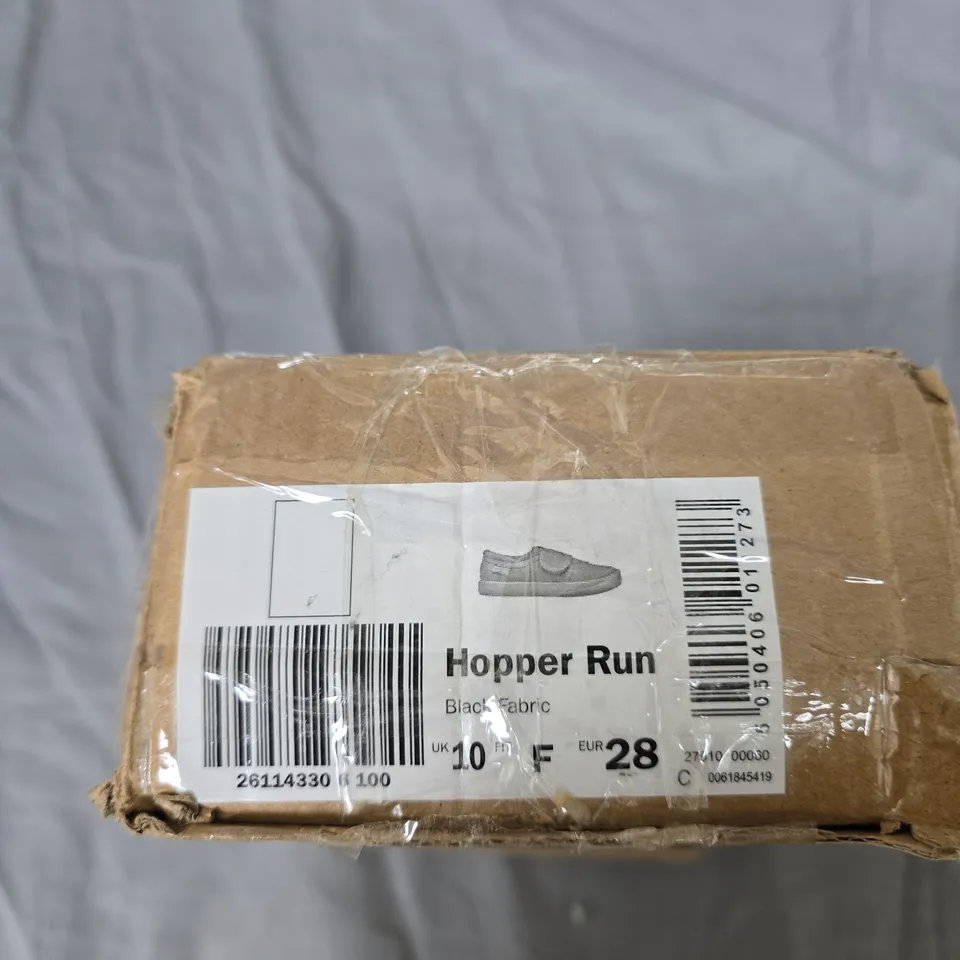 CLARKS HOPPER RUN KIDS' SHOES - BLACK FABRIC, UK 10 (EU 28) RRP £29.98