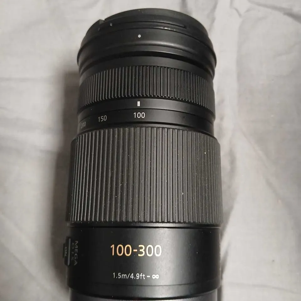 PANASONIC LUMIX 100-300MM TELEPHOTO ZOOM LENS