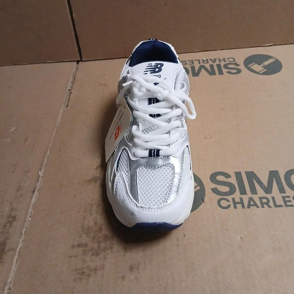 NEW BALANCE 530 SNEAKERS – WHITE & NAVY BOXED UK 4