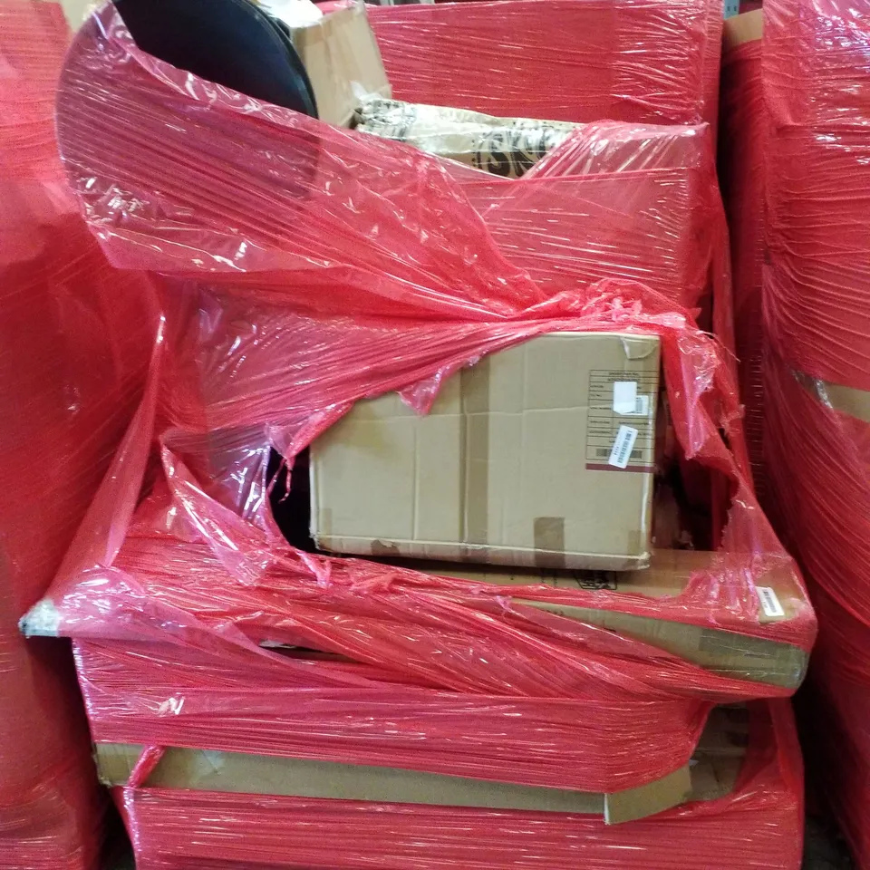 PALLET CONTAINING ASSORTED PRODUCTS INCLUDING FOLDING CHAIR & BAR STOOLS
