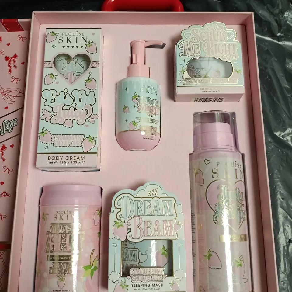 BOXED P.LOUISE WRAPPED & READY BEAUTY GIFT SET 