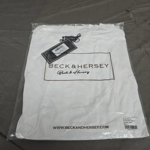 BAGGED BECK AND HERSEY CASUAL TEE - SIZE LARGE