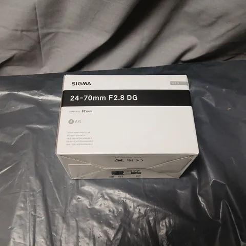 SIGMA 24-70MM F2.8 DG OS HSM LENS WITH BLACK CARRY POUCH