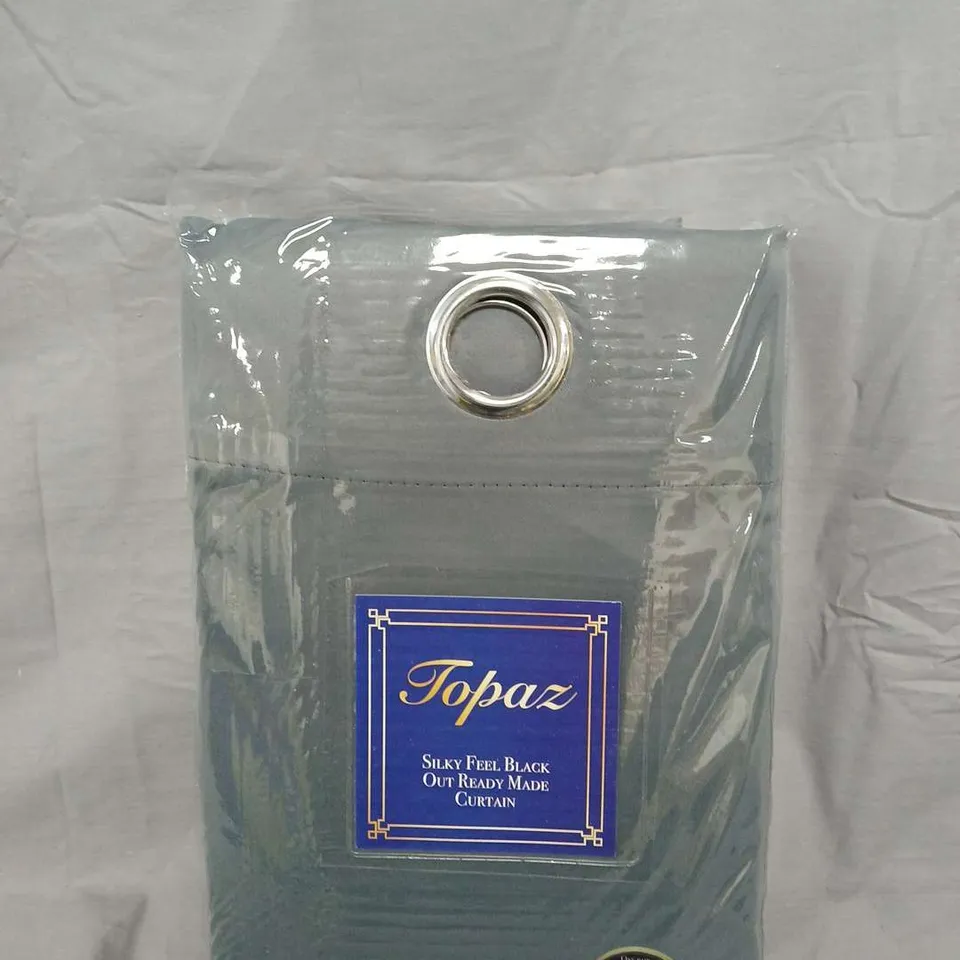 BOX OF APPROX 10 TOPAZ SILKY FEEL BLACK OUT READY MADE CURTAIN – GREY/BLUE