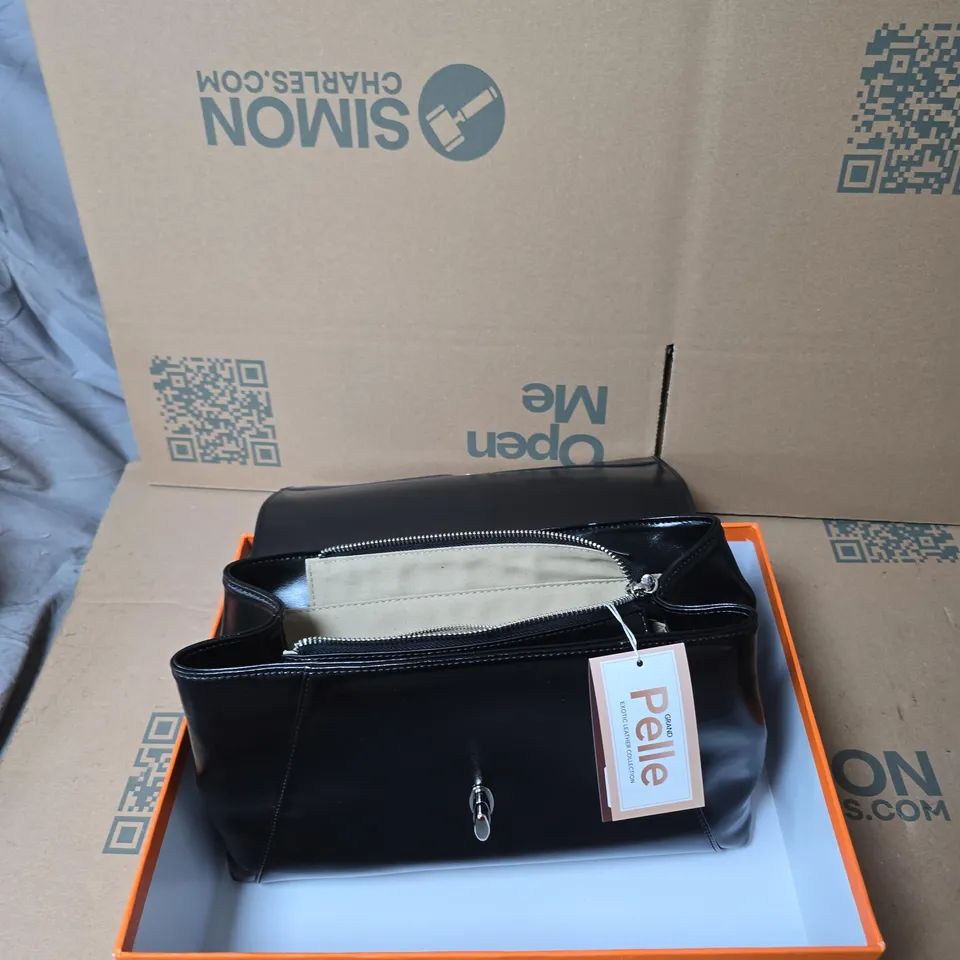 PELLE GRAND BLACK LEATHER HANDBAG WITH SILVER TURN-LOCK – ORANGE BOX