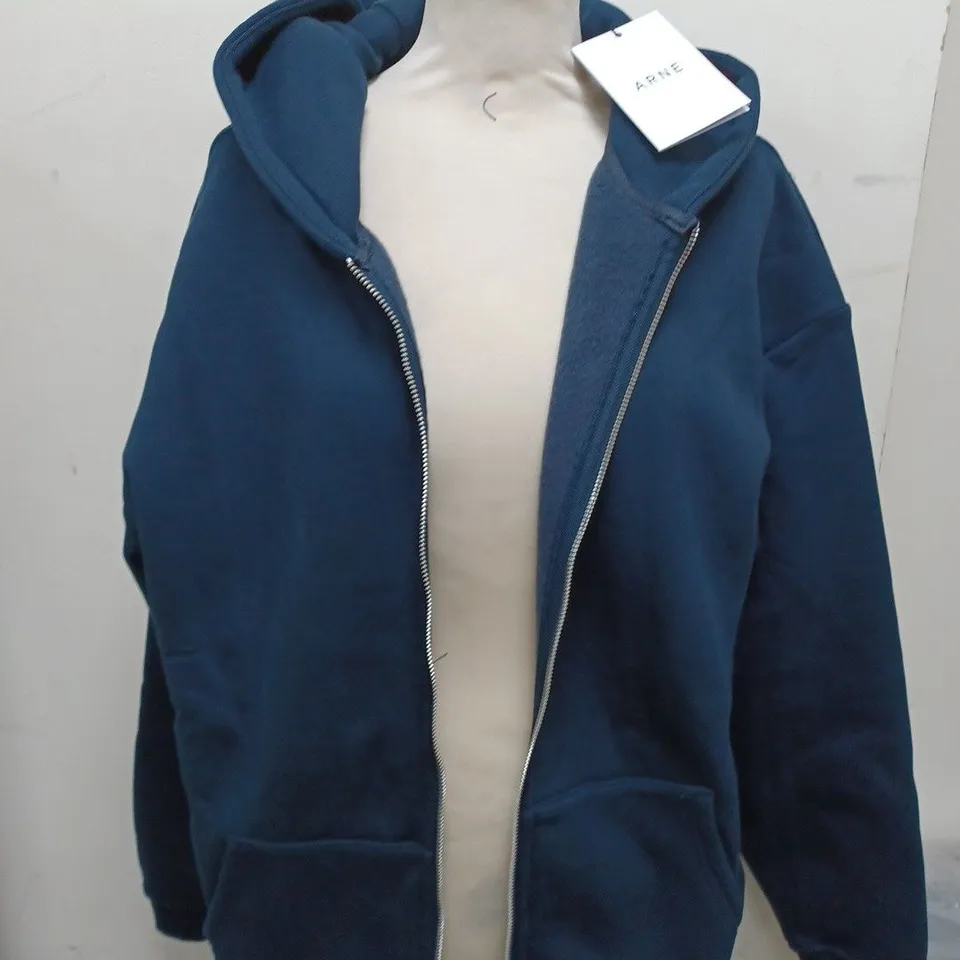 ARNE RELAXED ZIP THROUGH HOODIE IN NAVY - SIZE MEDIUM