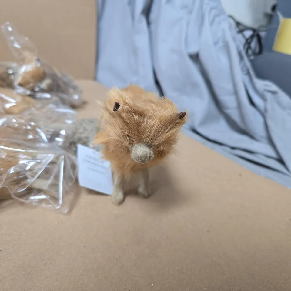 3 BOXES OF ASSORTED GISELA GRAHAM SMALL DECORATIONS 