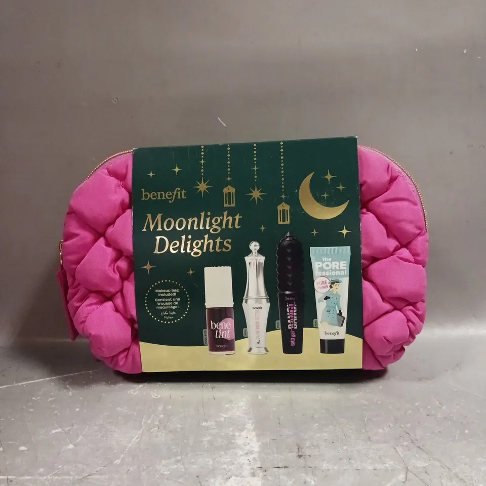 BENEFIT MOONLIGHT DELIGHTS MAKEUP COLLECTION