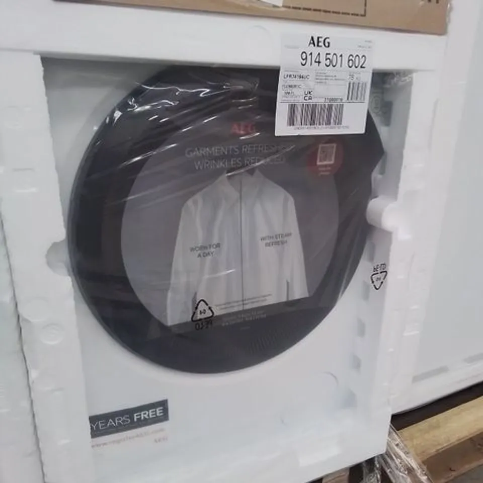 AEG 7000 PROSTEAM® UNIVERSALDOSE 9KG WASHING MACHINE Model LFR74164UC RRP £875