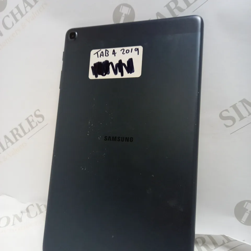 SAMSUNG TABLET 4 (2019) IN BLUE