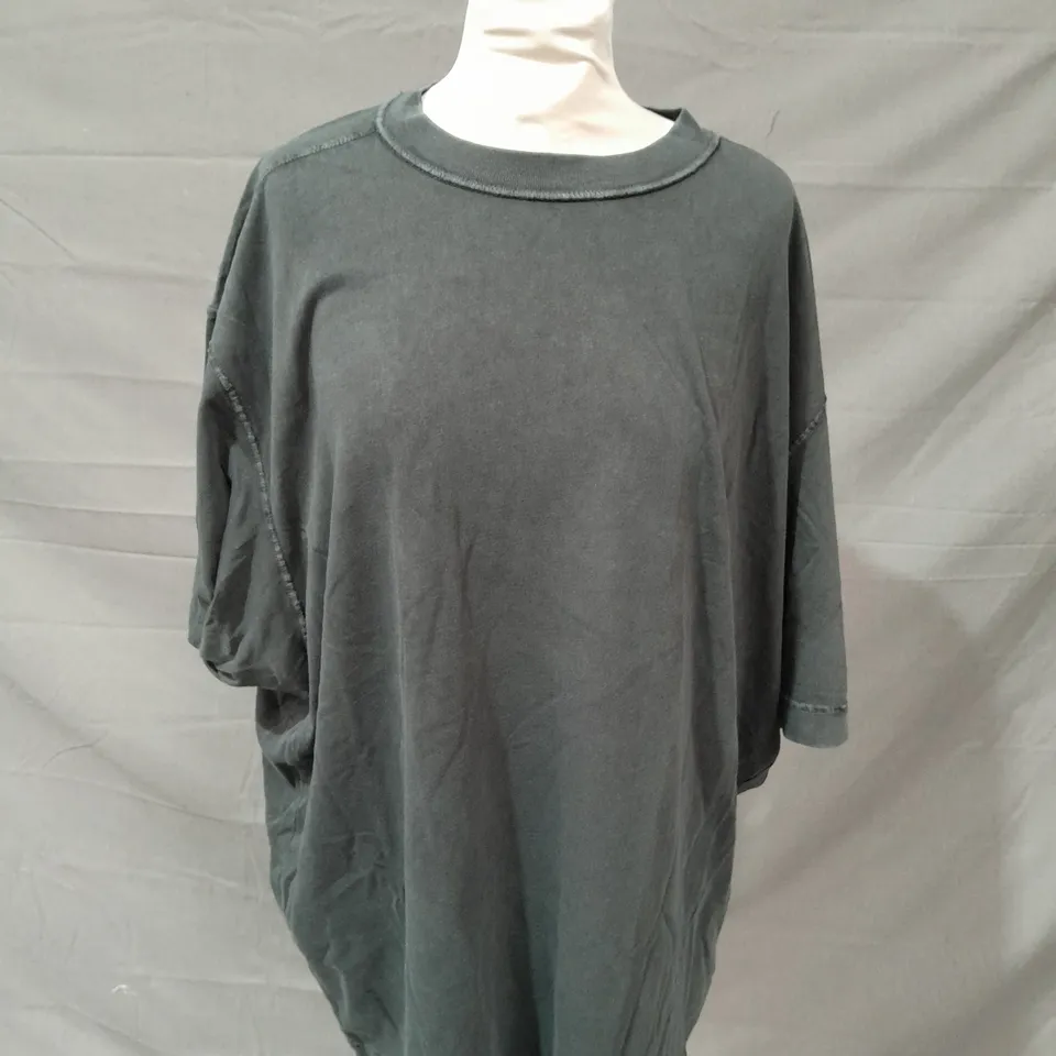 ABERCROMBIE & FITCH SOFT TEE IN BLACK - XXL