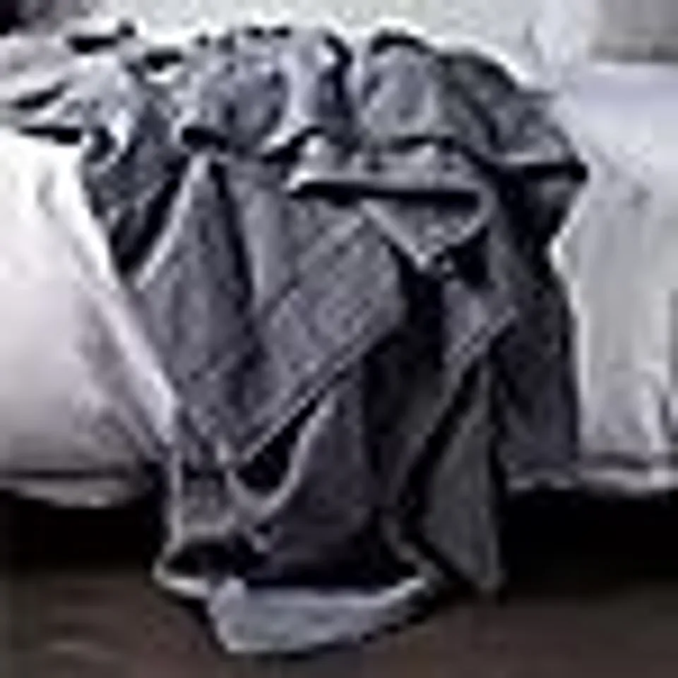 SECRET LINEN STORE QUILTED THROW FRENCH BLUE SINGLE