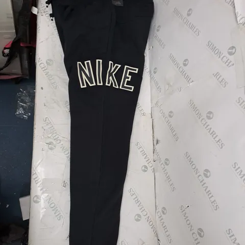 NIKE TRACK PANTS SIZE LARGE 