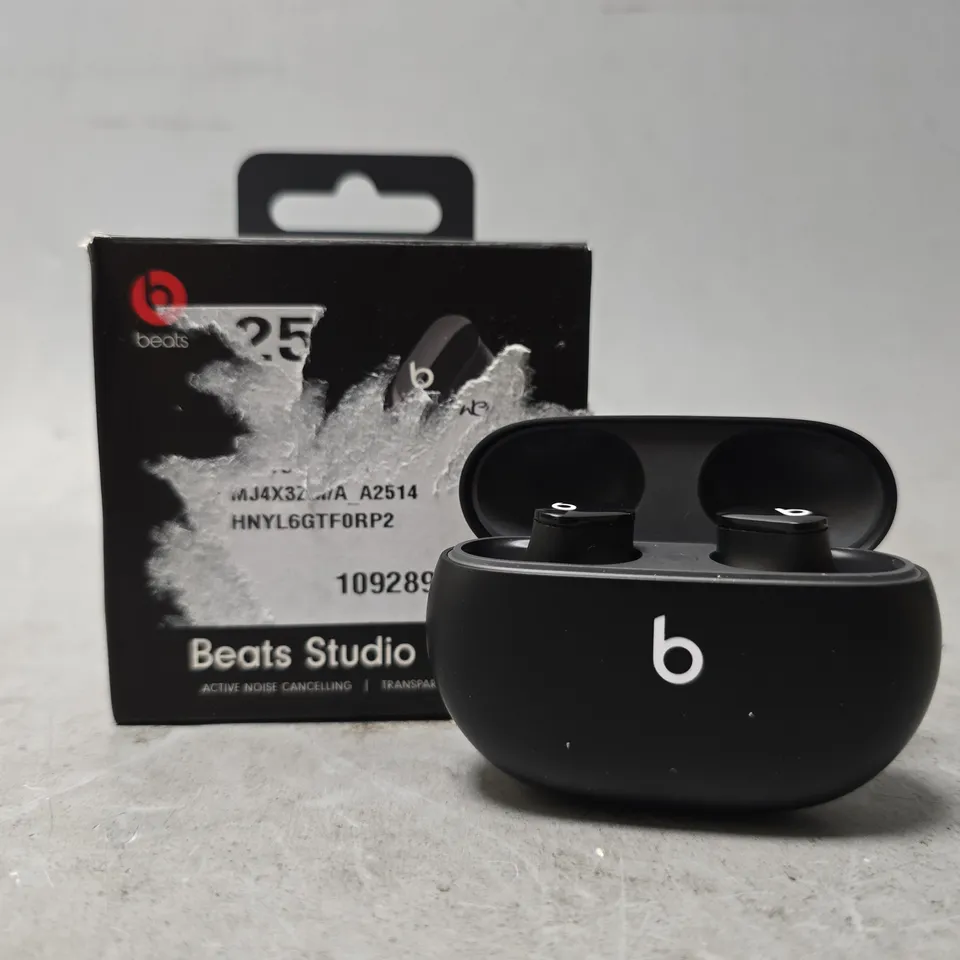 BOXED BEATS STUDIO BUDS 