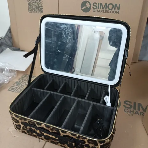 LED LIGHT MIRROR COSMETIC BAG β LEOPARD PRINT TRAVEL CASE