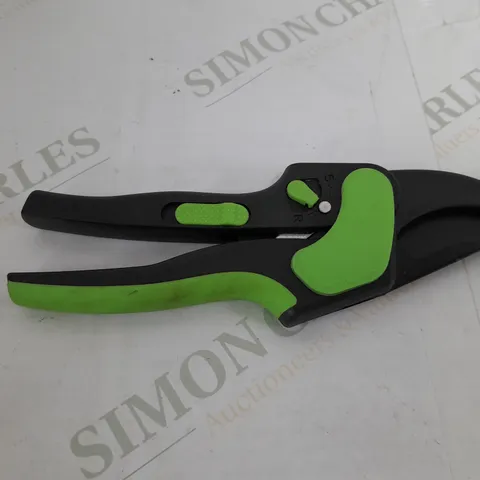 BOXED GARDEN SHEAR