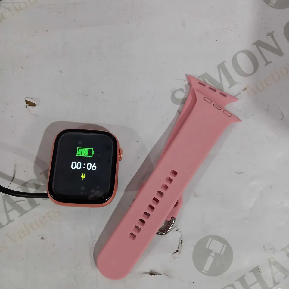 BOXED DESIGNER FITNESS TRACKER SMARTWATCH - MODEL UNSPECIFIED 
