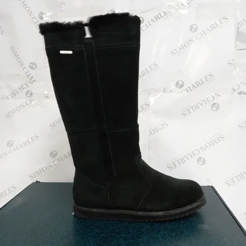 EMU AUSTRALIA "MOONTA" WATERPROOF KNEE LEATHER BOOTS - UK SIZE 7 - BLACK