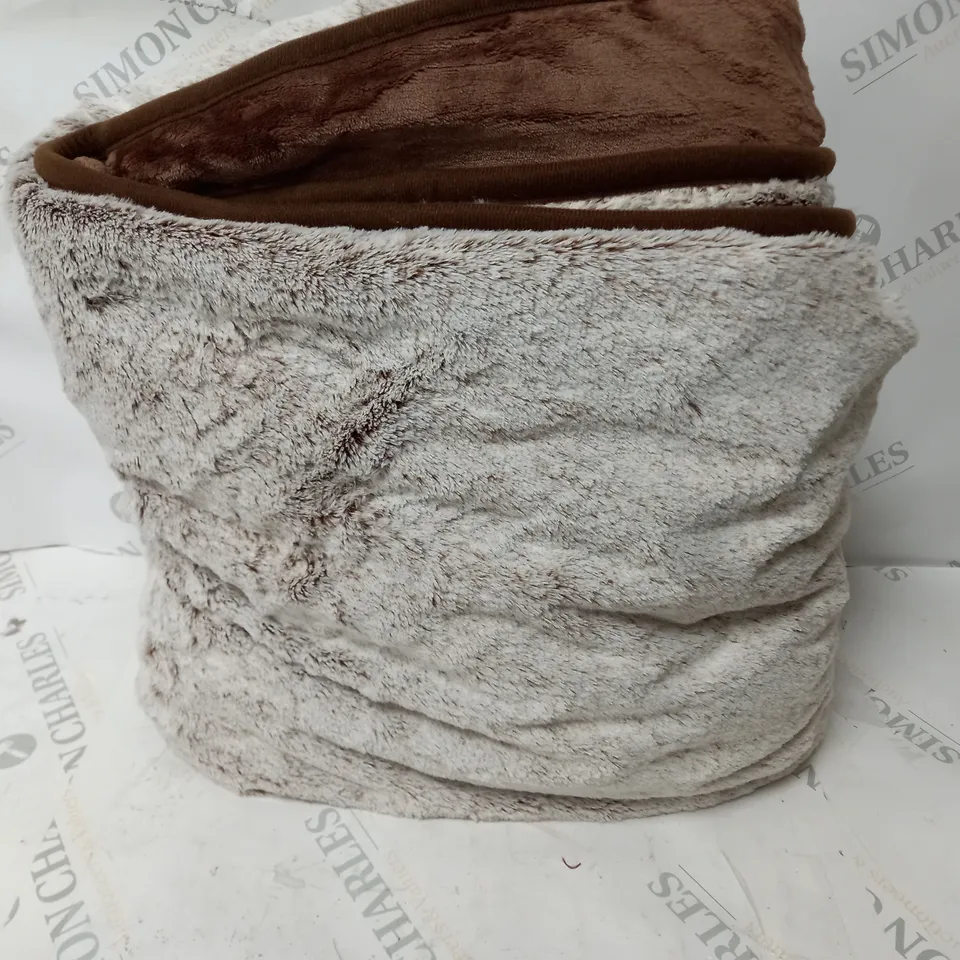 COZEE HOME LUXURY HEATED THROW - NEUTRAL