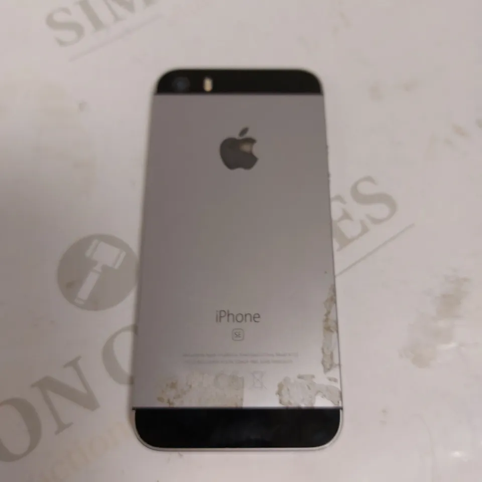 APPLE IPHONE SE (1ST GENERATION) A1723 