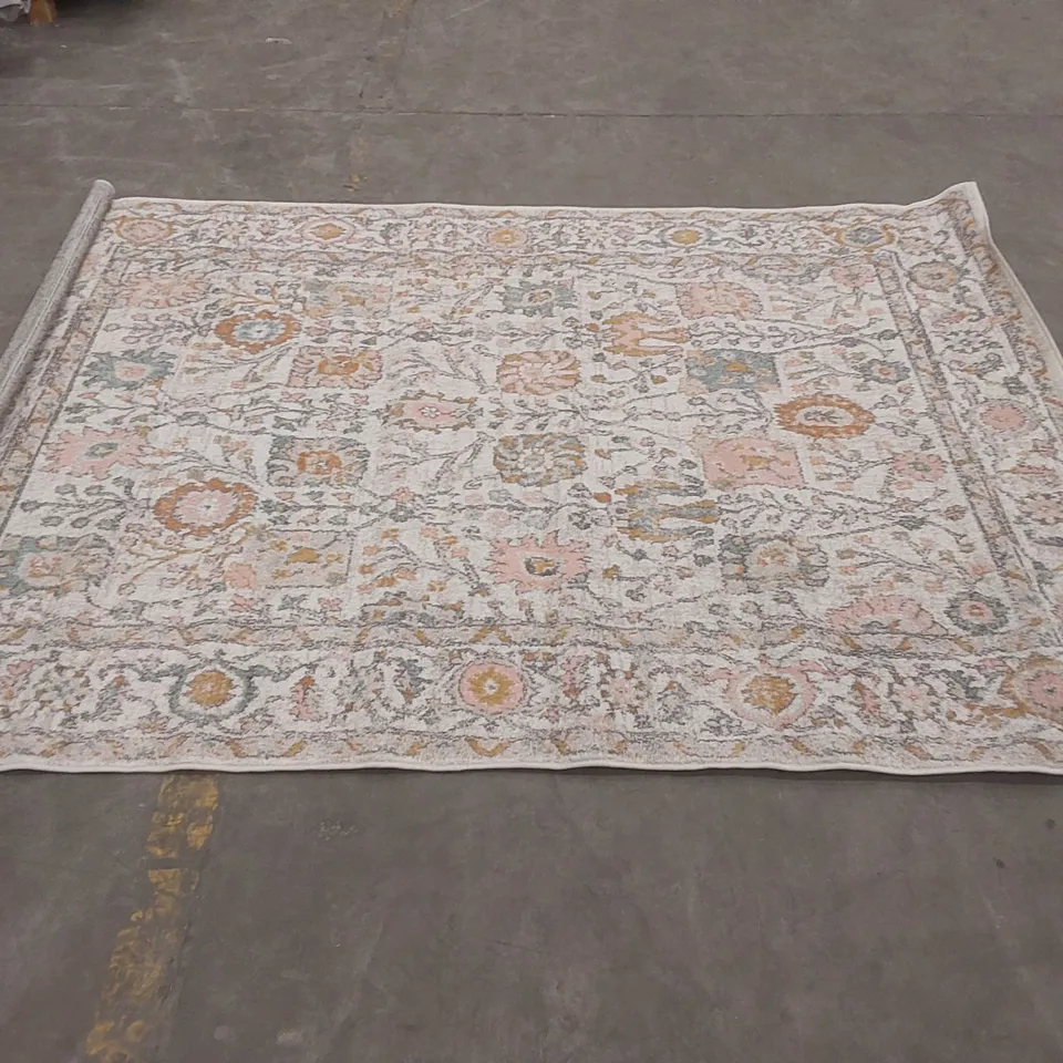 ORIENTAL MACHINE WOVEN BROWN AREA RUG // SIZE: 200 X 275cm