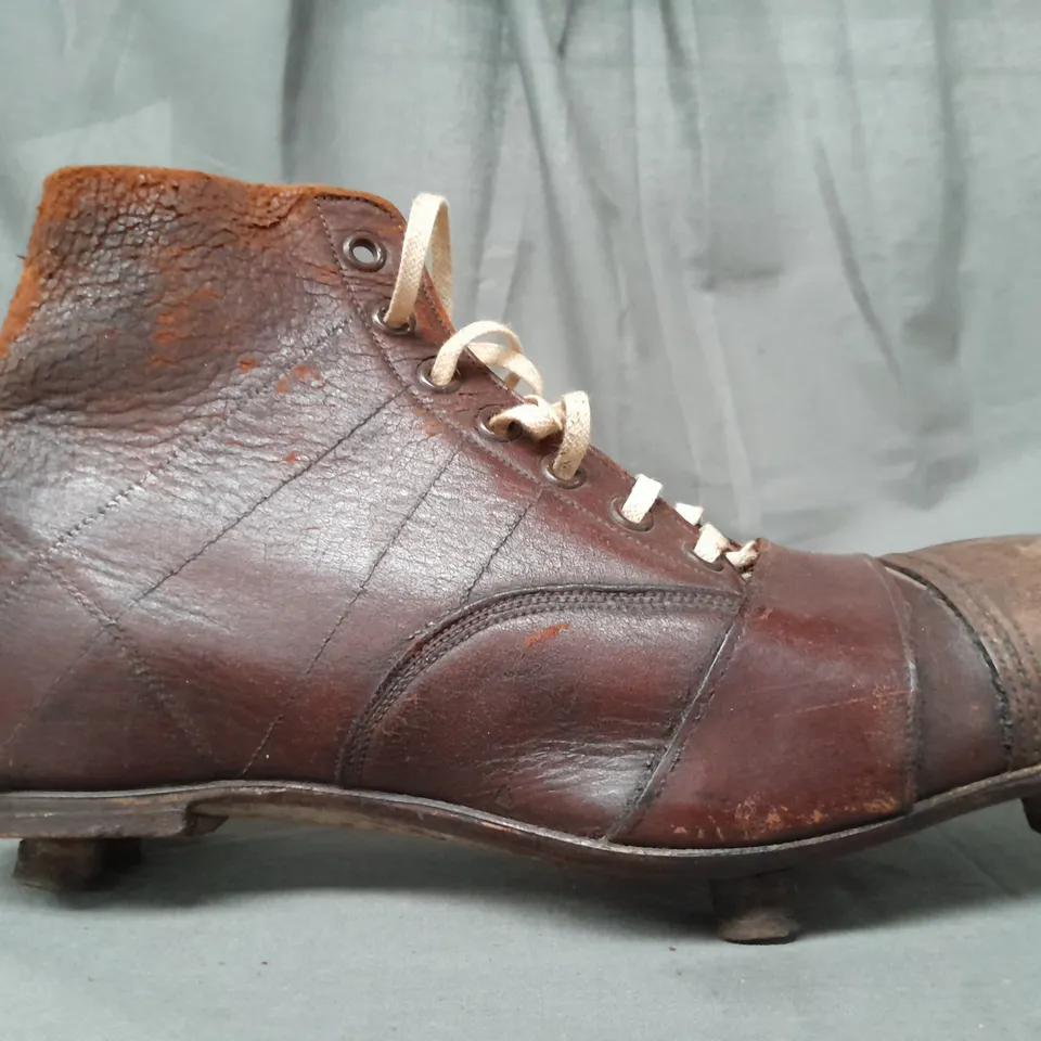 PAIR OF VINTAGE 1934 LEATHER FOOTBALL BOOTS SIZE 6.5