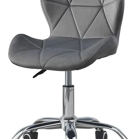 BOXED GREY UPHOLSTERED OFFICE CHAIR