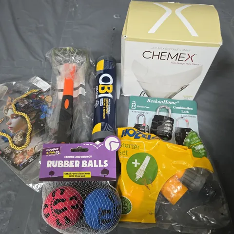 APPROXIMATELY 15 HOUSEHOLD ITEMS TO INCLUDE RUBBER DOG TOYS, PADLOCKS, MALLET ETC
