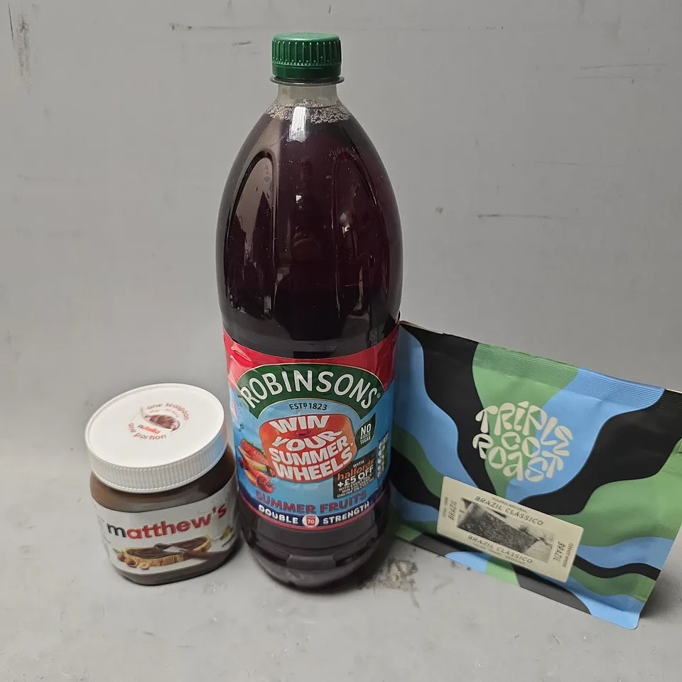 APPROXIMATELY 10 ASSORTED FOOD & DRINK ITEMS TO INCLUDE - ROBINSONS SUMMER FRUITS , NUTELLA , SIMPLY COOK TERIYAKI DONBURI ETC