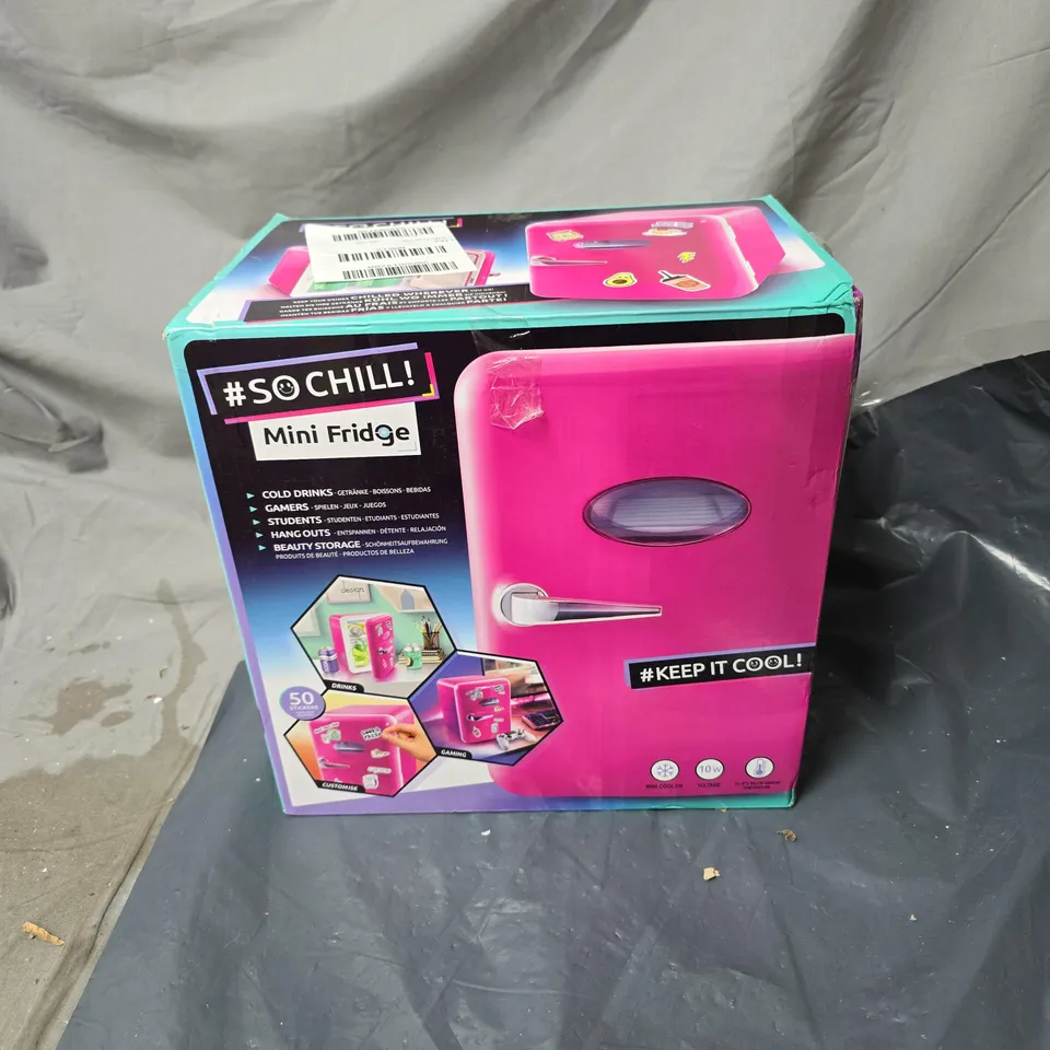 SO CHILL MINI FRIDGE PINK