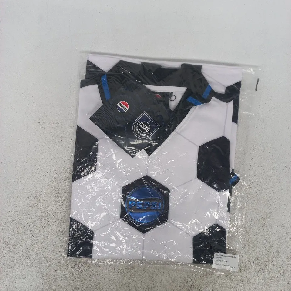 BAGGED PEPSI COLD SHORT SLEEVE JERSEY IN BLACK/WHITE SIZE MEDIUM
