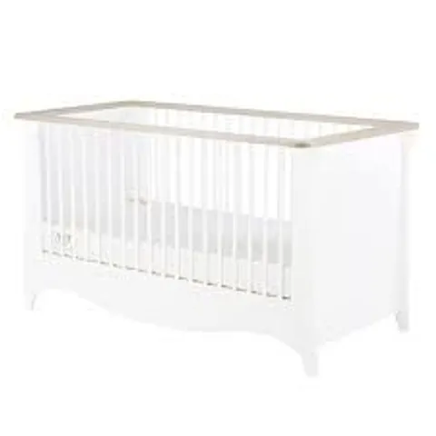 BOXED CUDDLE CO. CLARA COT BED - WHITE/ASH (2 BOXES)