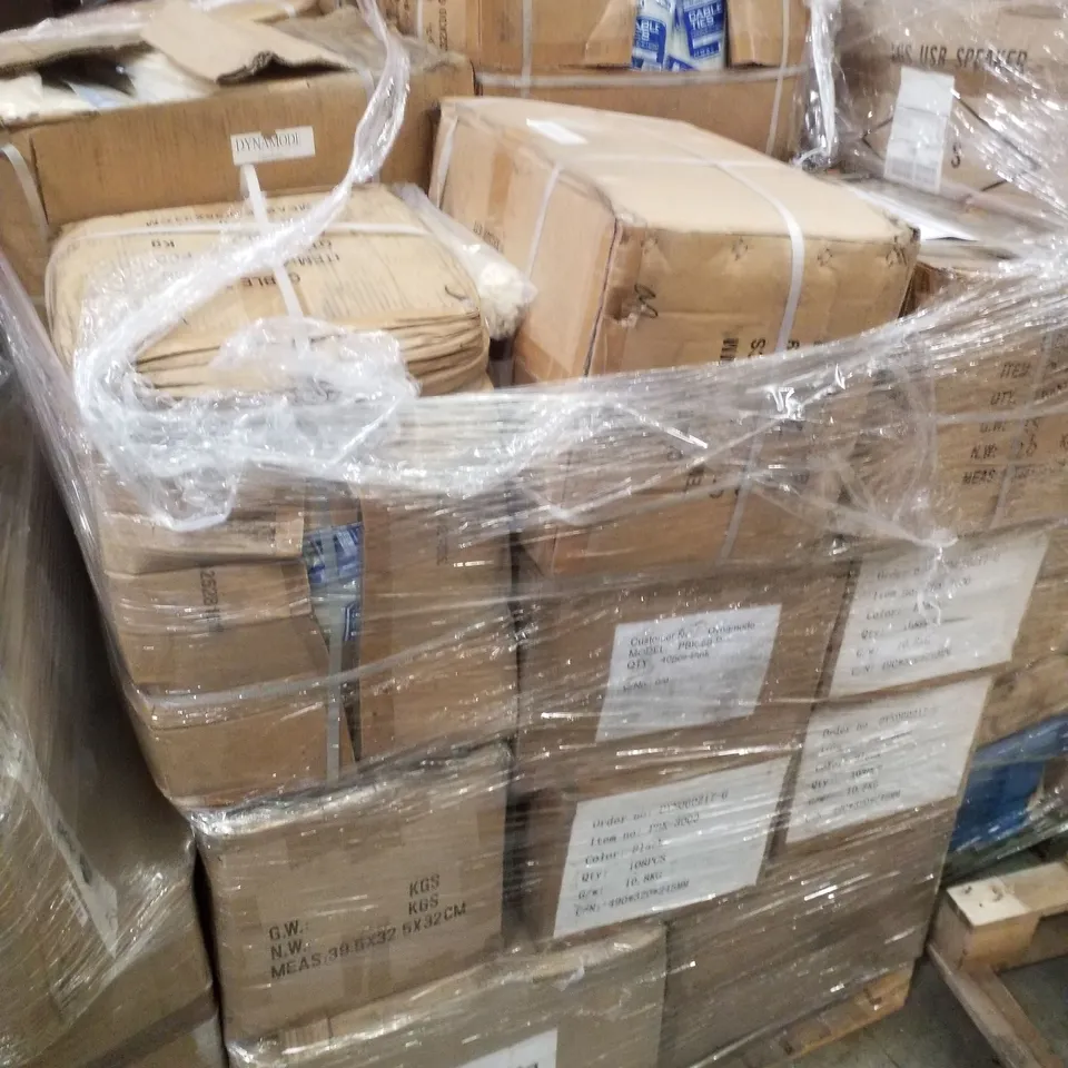 PALLET CONTAINING LARGE QUANTITY OF ASSORTED CABLE TIES